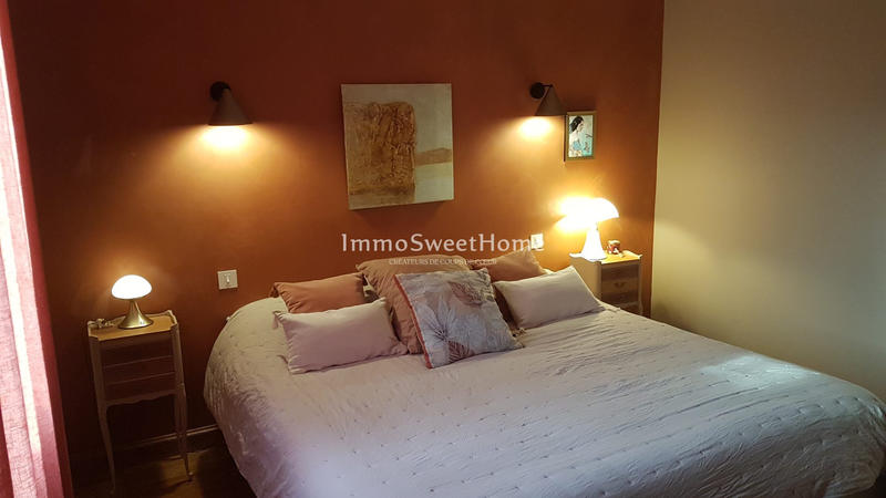 Villa - 201 m² - 7 pièces