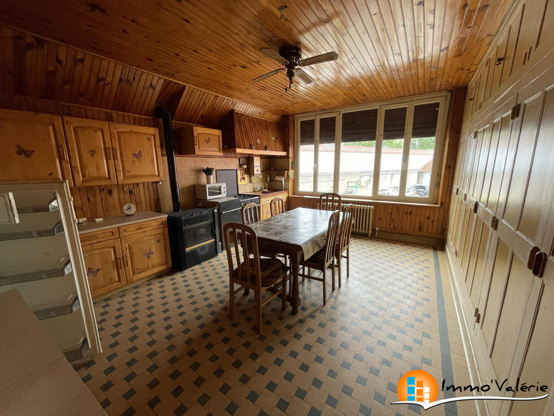 Maison - 306 m² - 10 pièces