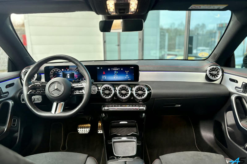 Mercedes Classe Cla Shooting Brake 200d 150ch Amg Line Toit Ouvrant