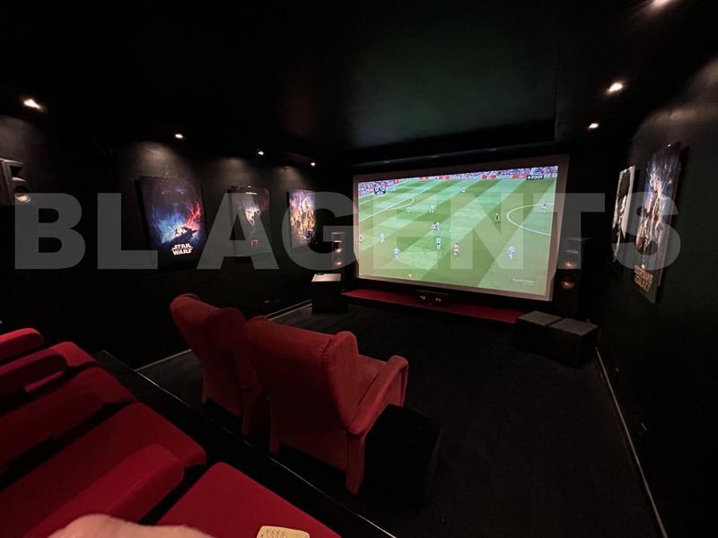 Maison - 165 m² - 5 pièces