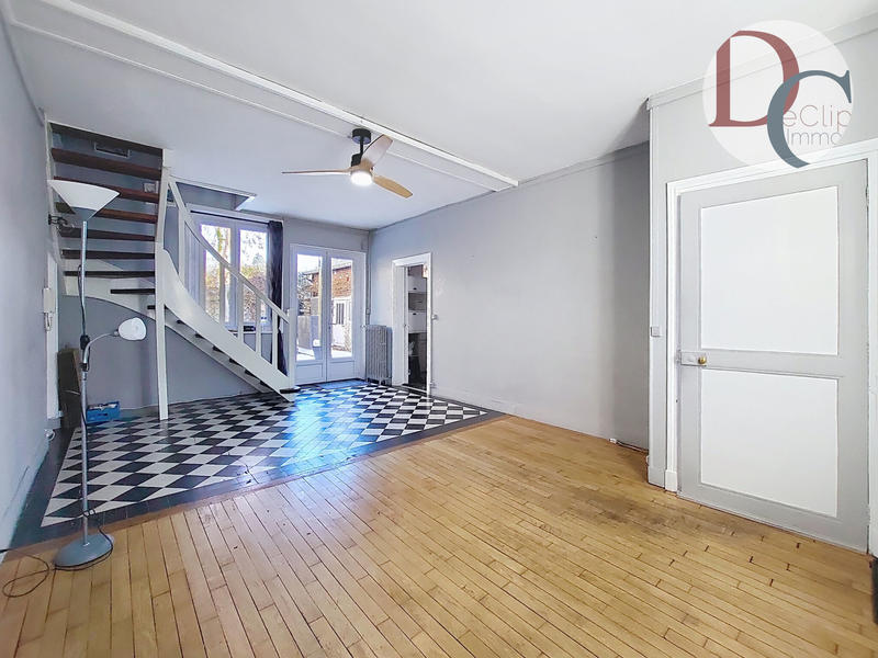 Maison - 95 m² - 5 pièces