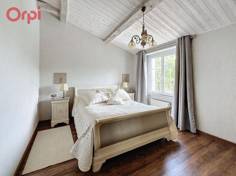 Maison - 297 m² - 6 pièces