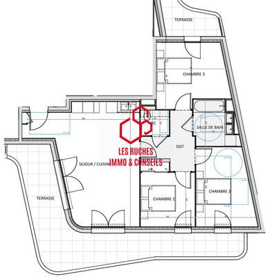 Appartement - 80 m² - 4 pièces