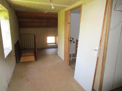 Maison - 80 m² - 5 pièces