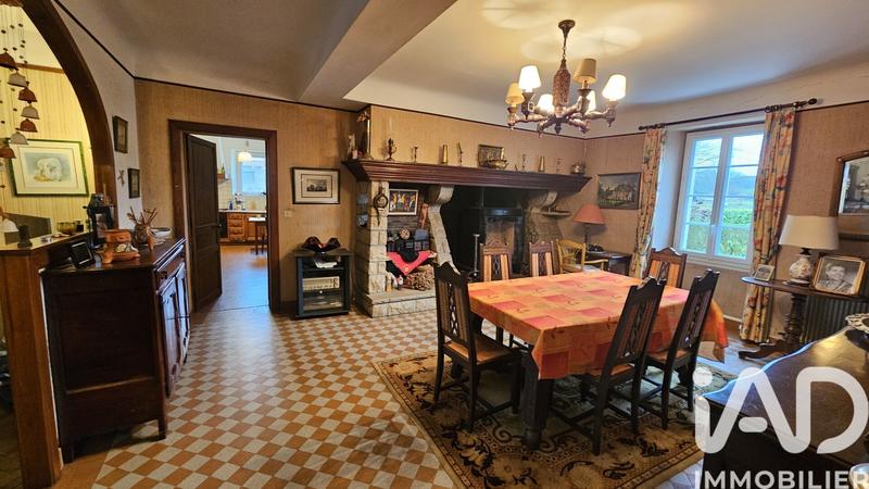 Maison de campagne - 282 m² - 10 pièces