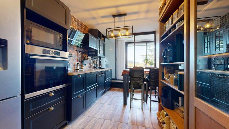 Appartement - 111 m² - 5 pièces