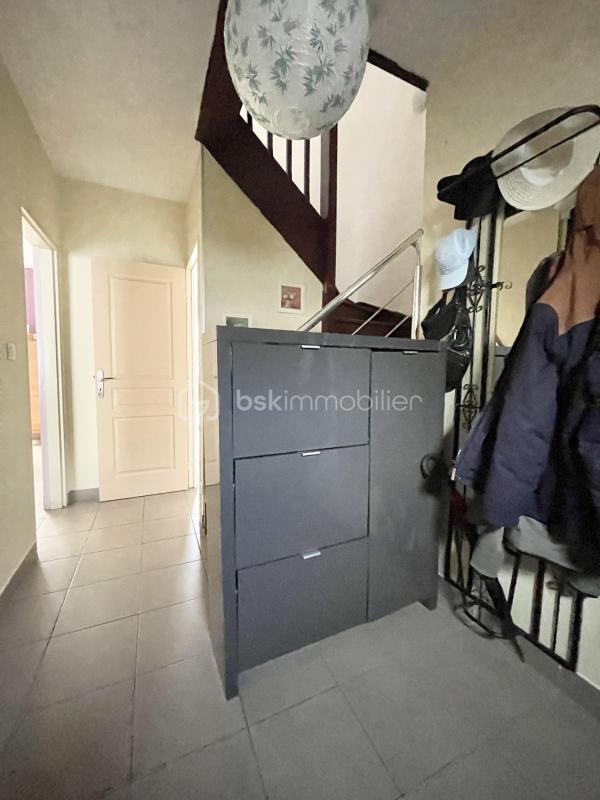 Maison - 107 m² - 6 pièces