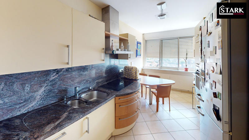 Appartement - 106 m² - 4 pièces