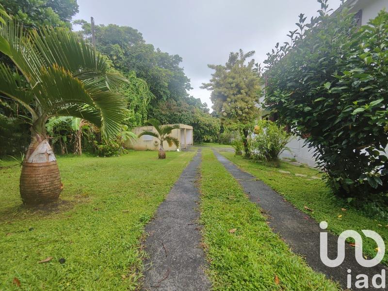 Maison - 241 m² - 8 pièces