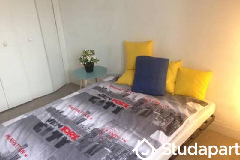 Chambre - 10 m² - 1 pièce