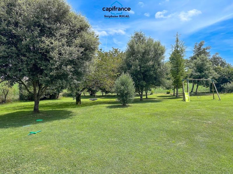 Propriété - 160 m² - 6 pièces