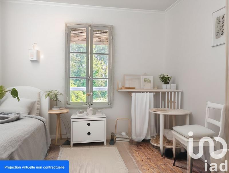 Maison - 241 m² - 10 pièces