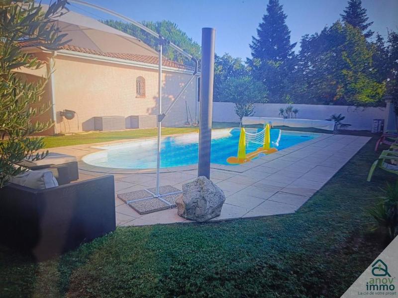 Maison - 170 m² - 5 pièces