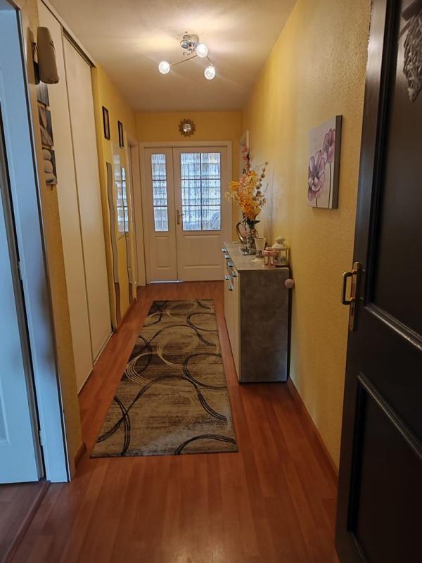 Appartement - 96 m² - 4 pièces