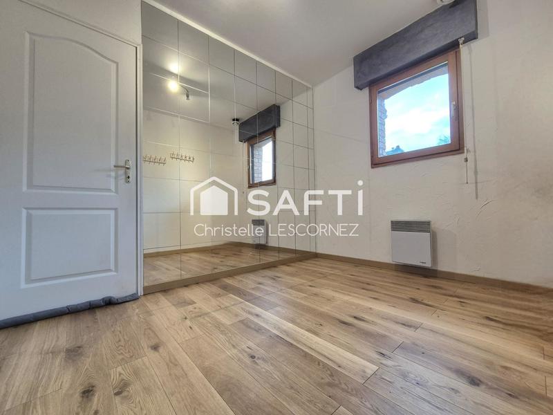 Maison - 227 m² - 6 pièces