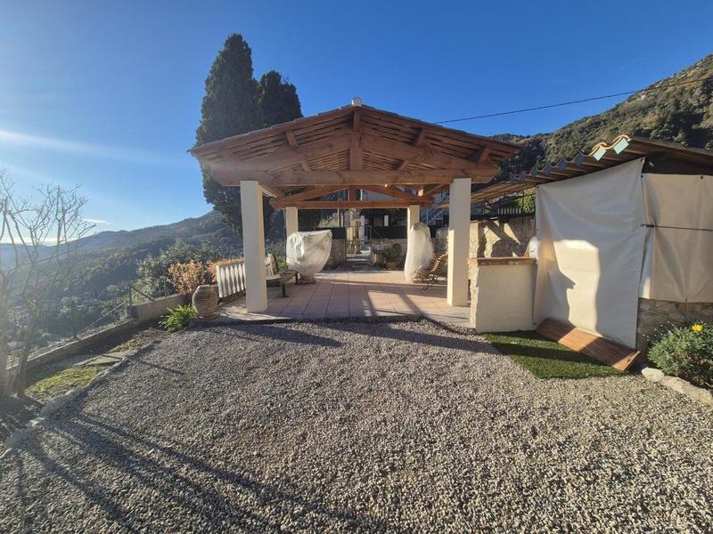 Maison ancienne - 95 m² - 4 pièces