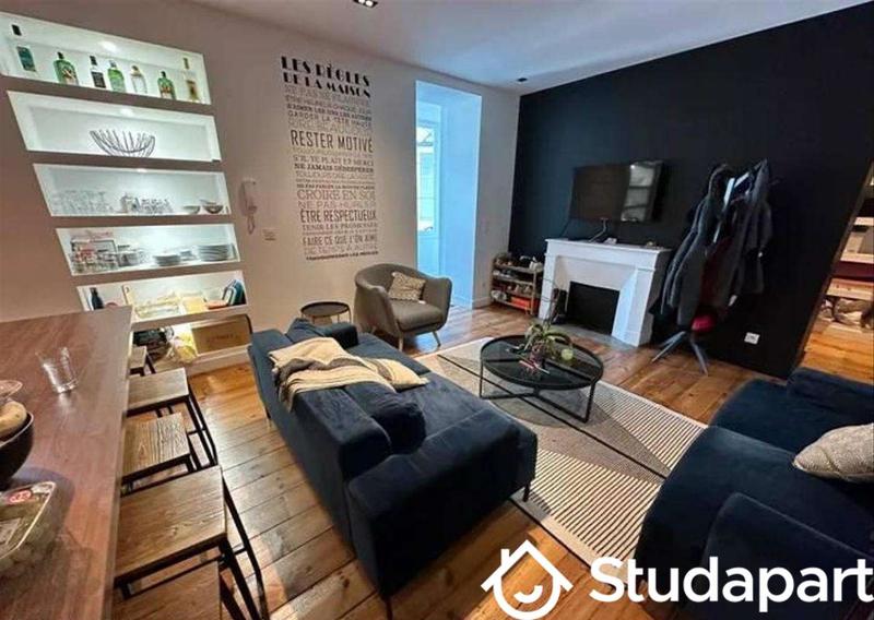 Chambre - 133 m² - 1 pièce