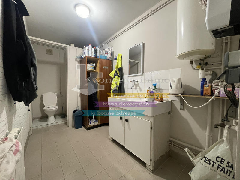 Local commercial - 354 m²