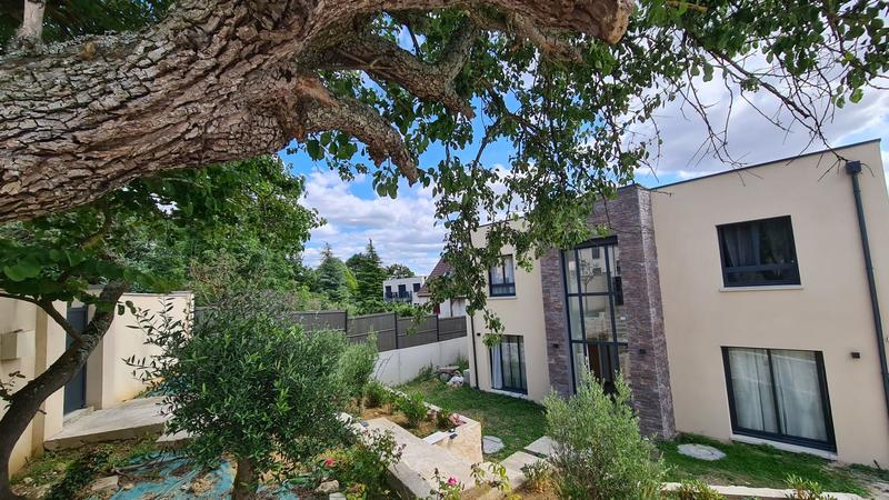 Maison - 157 m² - 7 pièces