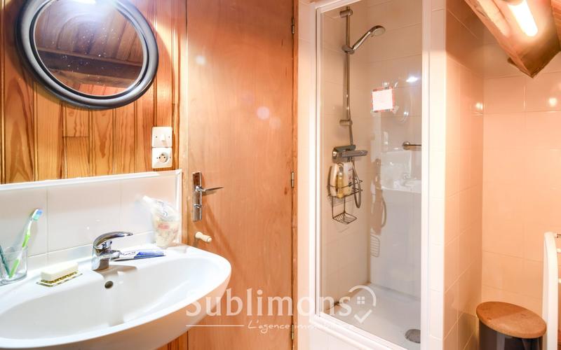 Maison ancienne - 236 m² - 8 pièces