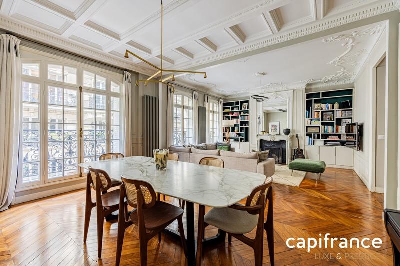 Appartement ancien - 98 m² - 4 pièces