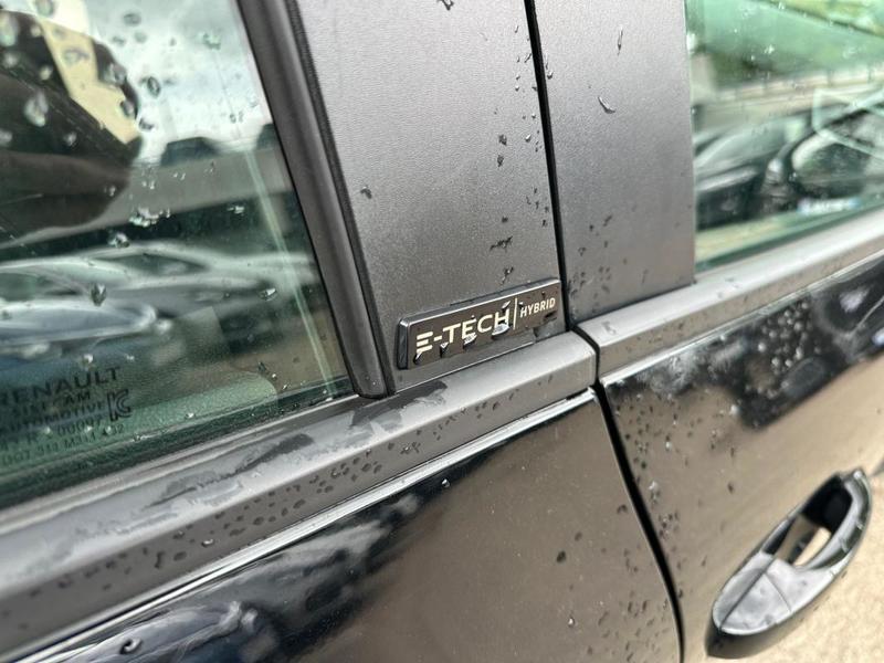 Renault Clio V 1.6 E-Tech 140 Business