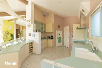 Maison d'architecte - 214 m² - 7 pièces