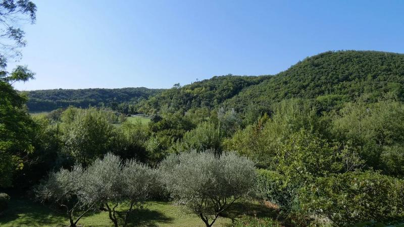 Propriété - 272 m² - 9 pièces