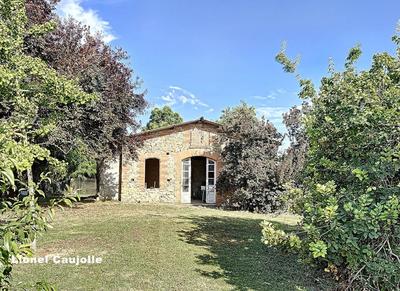 Propriété - 374 m² - 8 pièces