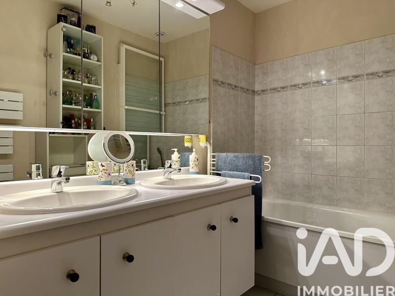 Maison - 96 m² - 6 pièces