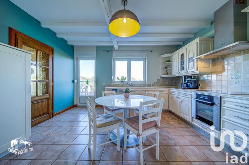 Maison de village - 248 m² - 7 pièces