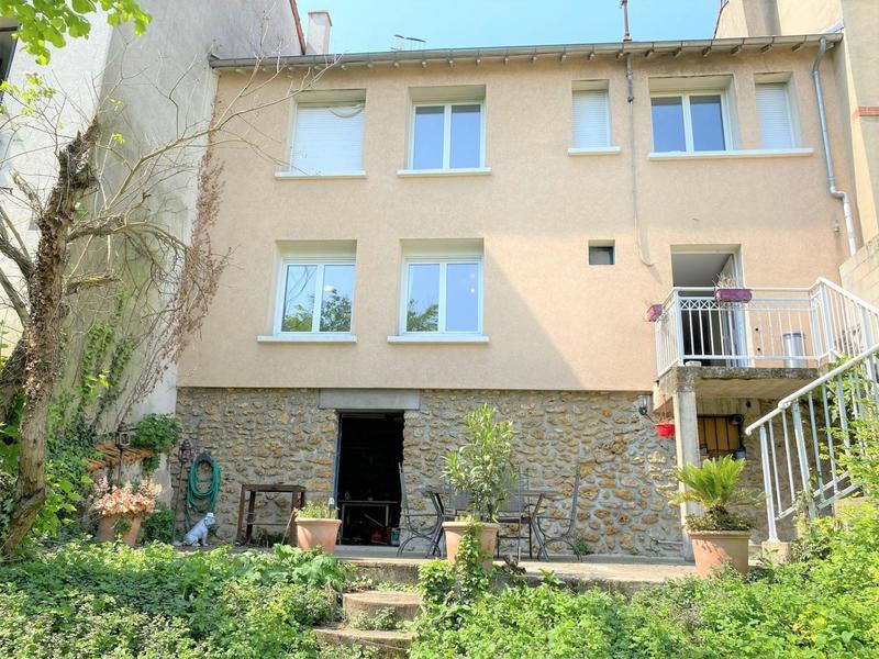 Maison - 130 m² - 6 pièces