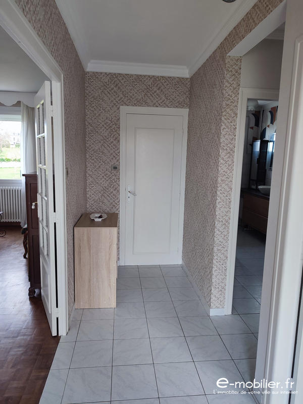 Maison - 120 m² - 8 pièces