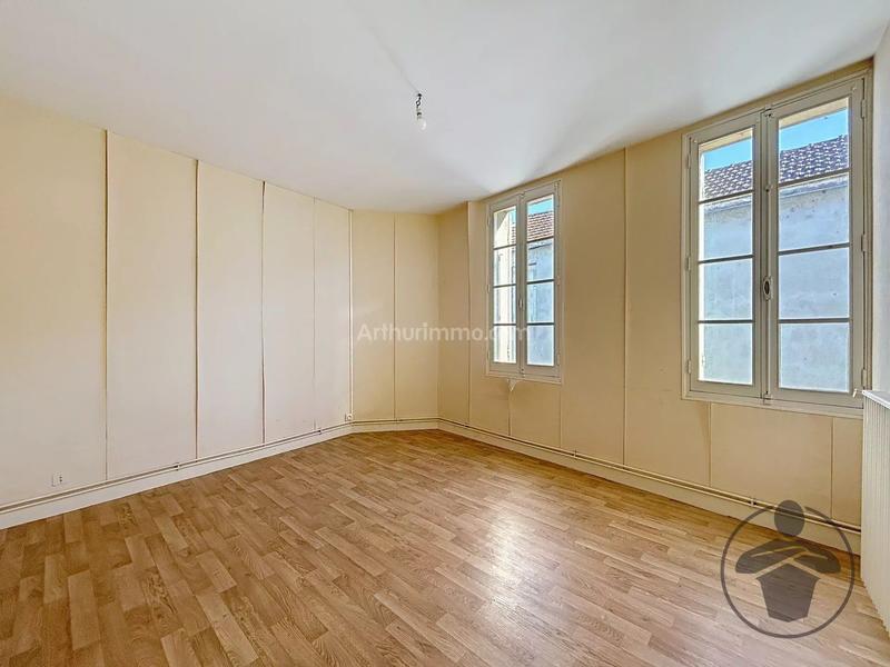 Immeuble - 162 m² - 8 pièces