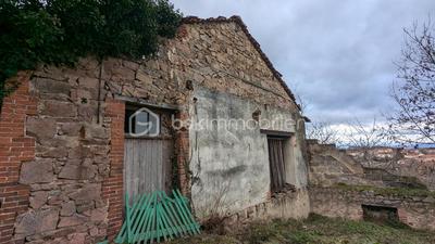 Maison - 180 m² - 1 pièce