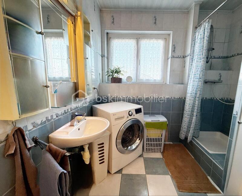 Maison - 194 m² - 6 pièces