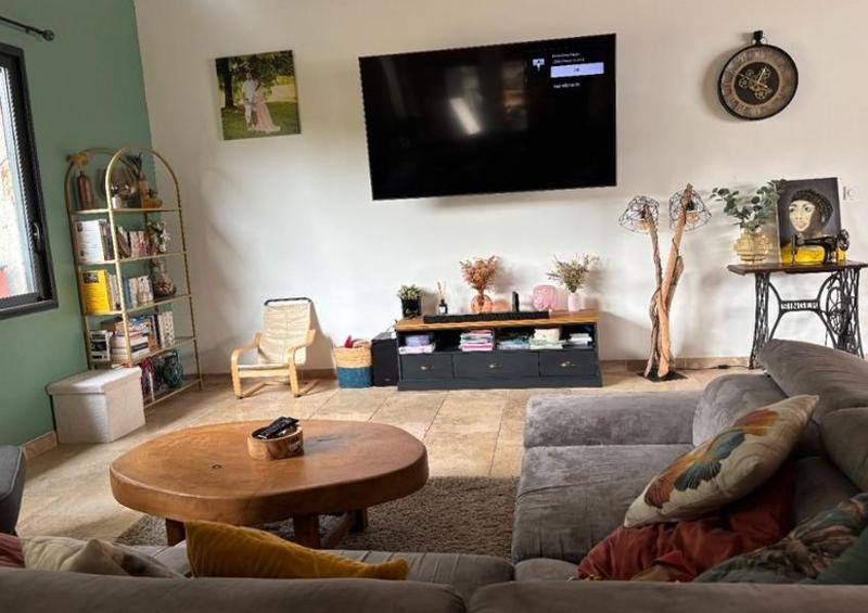 Maison - 220 m² - 5 pièces