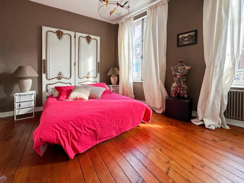 Maison - 101 m² - 8 pièces