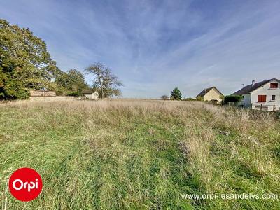 Terrain constructible - 1 150 m²