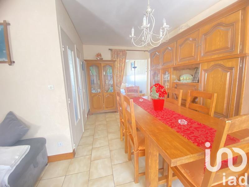 Maison - 88 m² - 7 pièces