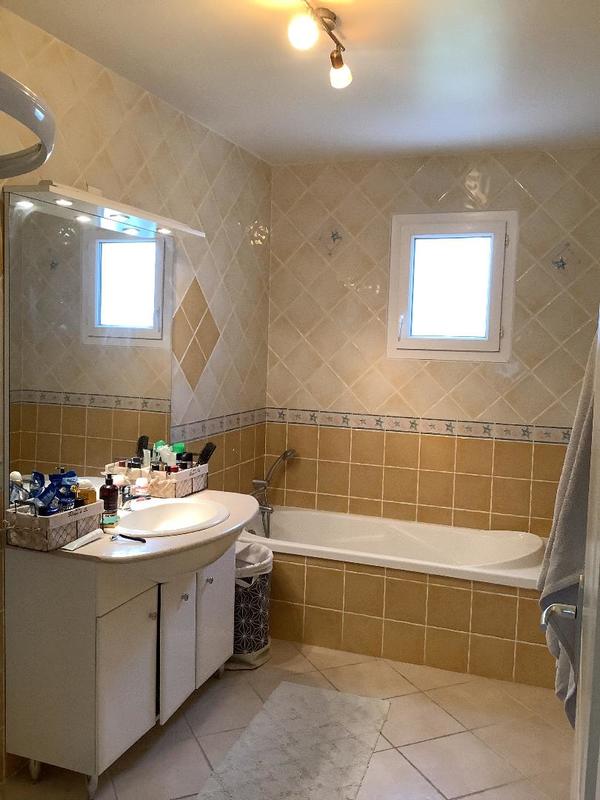 Maison - 112 m² - 4 pièces