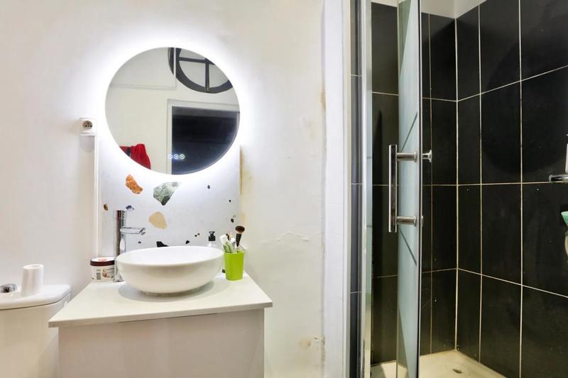 Appartement - 234 m² - 8 pièces