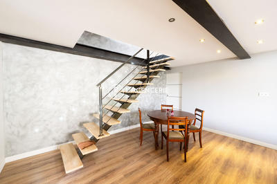 Appartement - 107 m² - 4 pièces