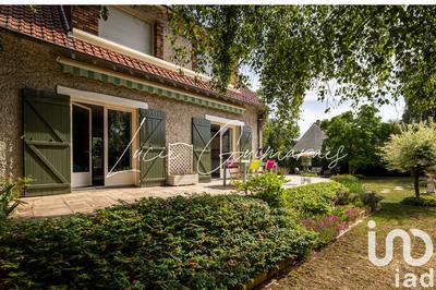 Maison - 121 m² - 6 pièces