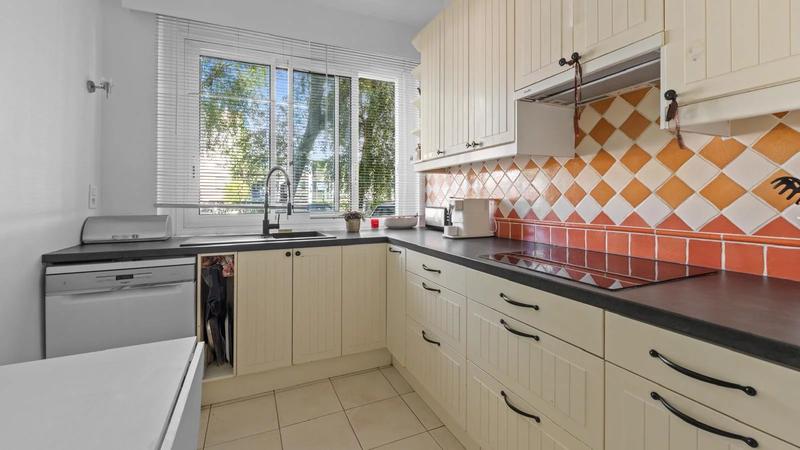 Appartement - 127 m² - 6 pièces