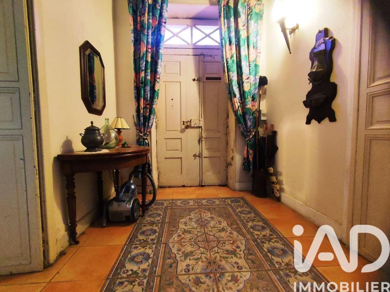 Maison de ville - 285 m² - 9 pièces