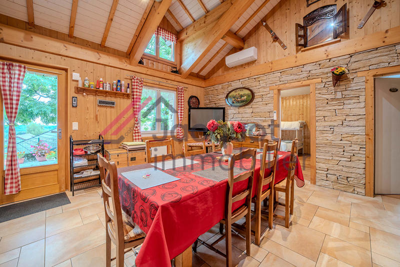 Maison - 81 m² - 4 pièces