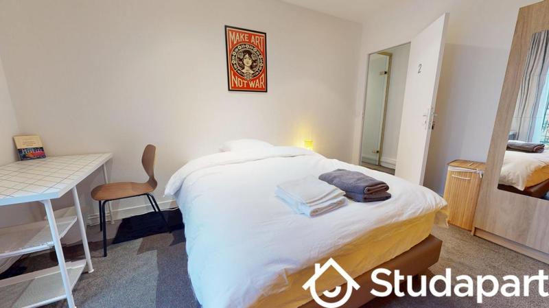 Chambre - 10 m² - 1 pièce