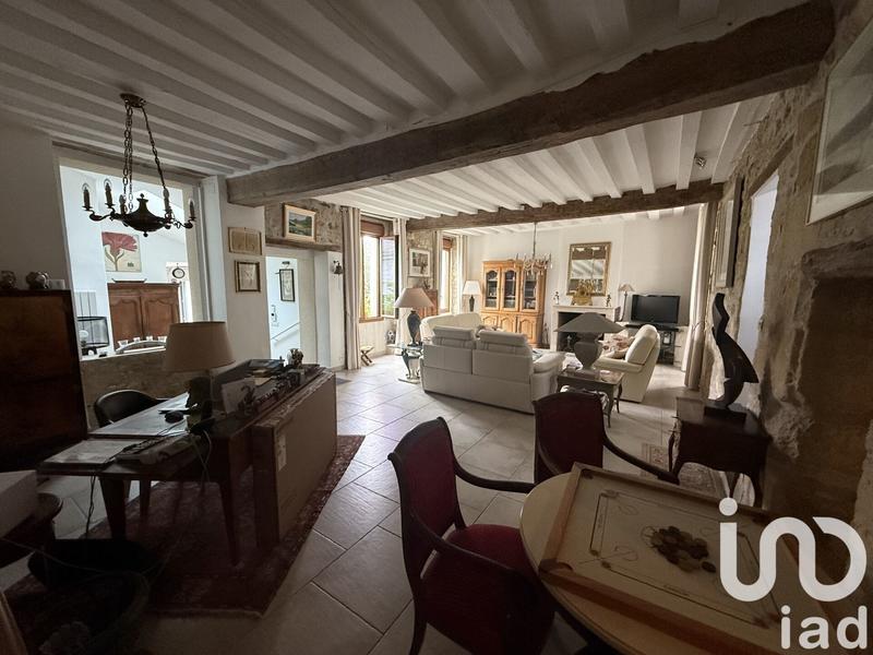 Maison - 211 m² - 6 pièces