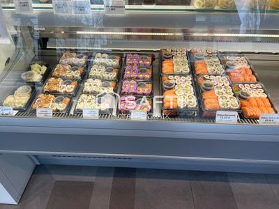 Local commercial - 87 m² - 2 pièces